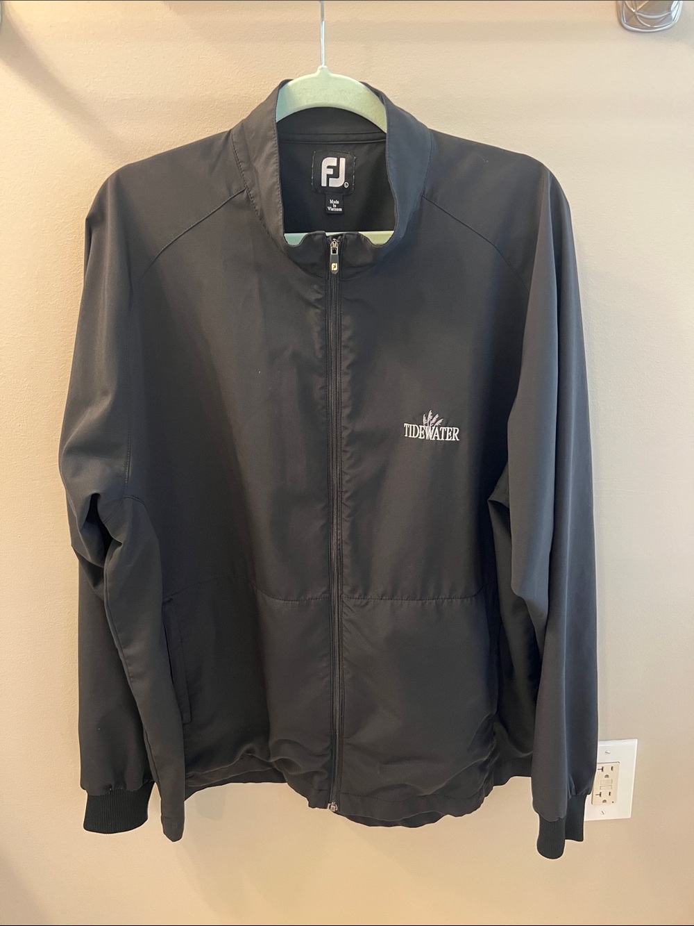 FootJoy Black Tidewater Lightweight Full-Zip Windbreaker